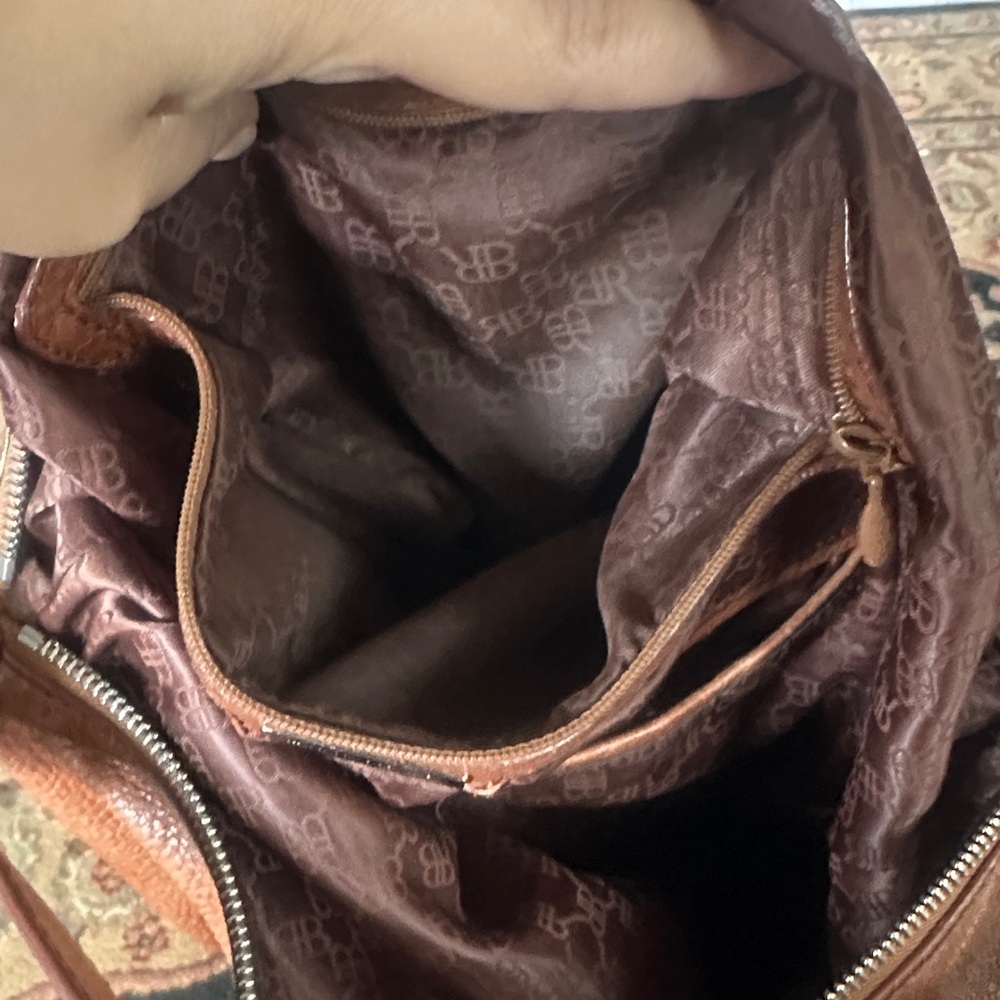 Banana Republic Leather hobo slouchy Shoulder Bag in Brown - Picture 13 of 14
